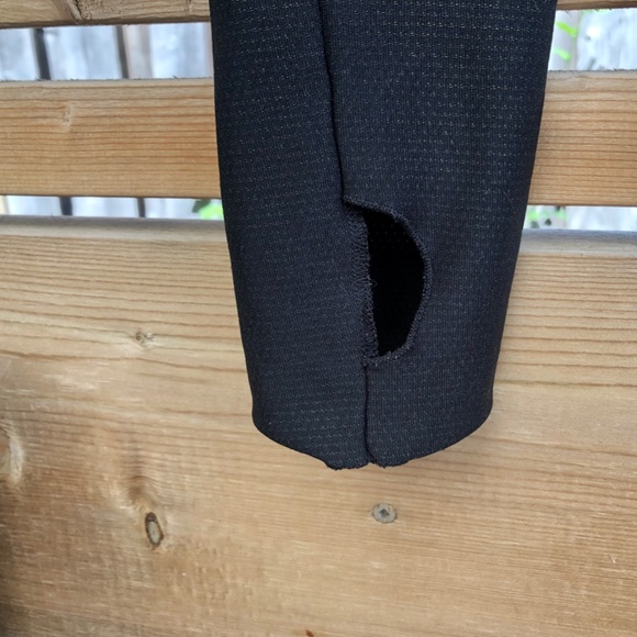 LuLu Lemon Athletica Long Sleeve Top - Picture 6 of 7